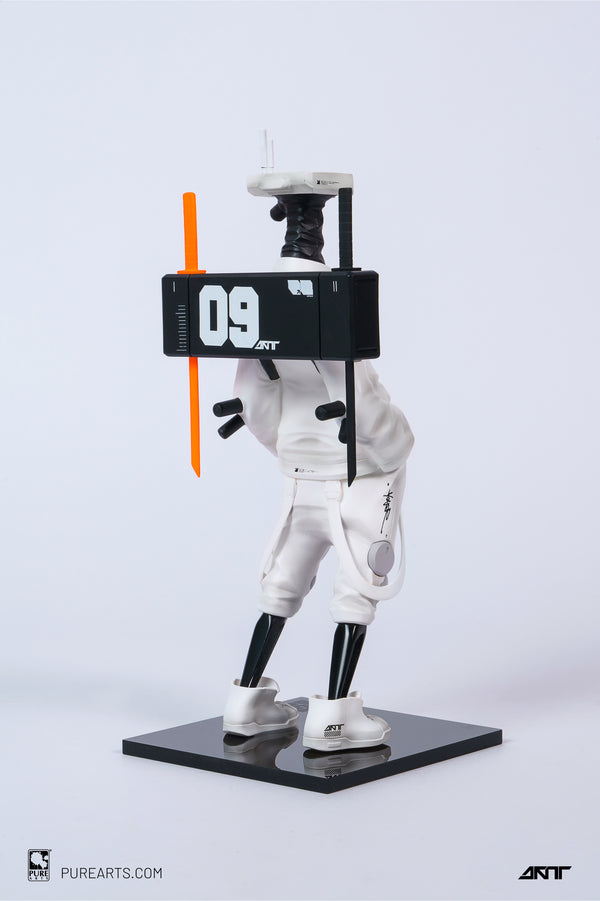 DOODE DD3 Phantom Panda 1/6 Scale Figure