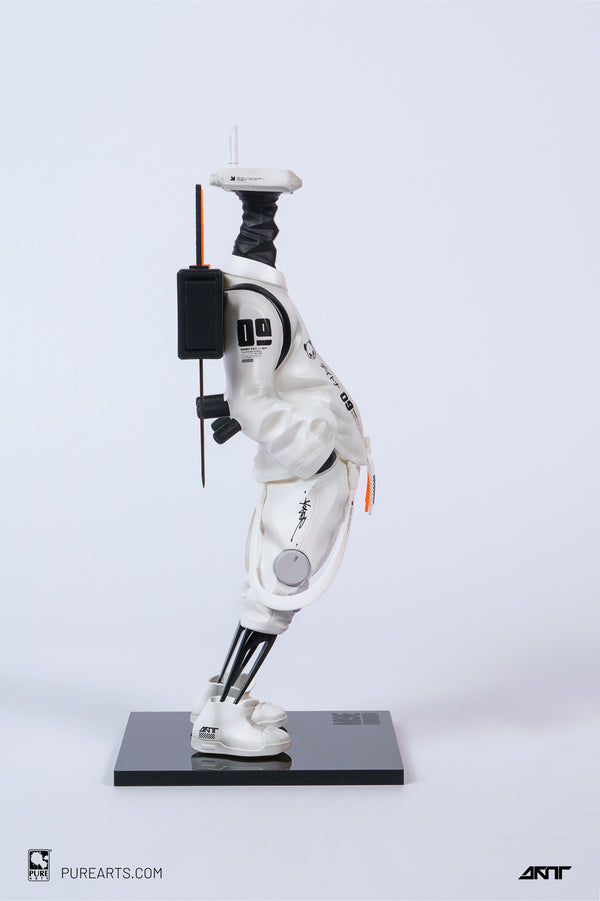 DOODE DD3 Phantom Panda 1/6 Scale Figure