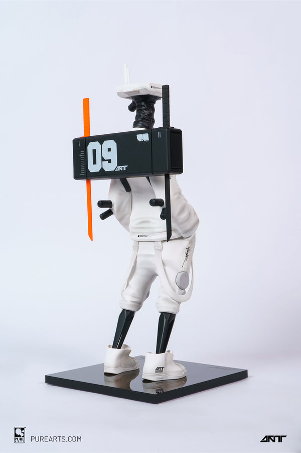 DOODE DD3 Phantom Panda 1/6 Scale Figure