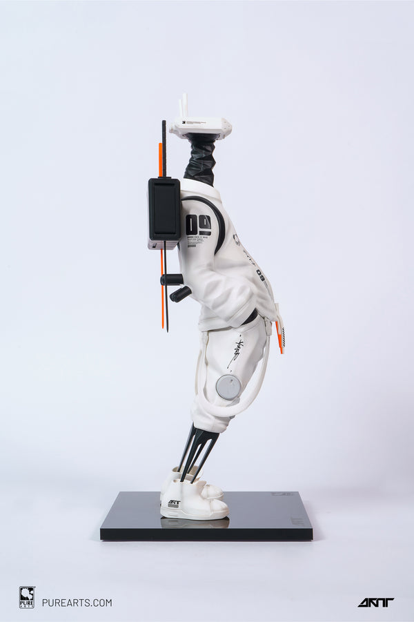 DOODE DD3 Phantom Panda 1/6 Scale Figure