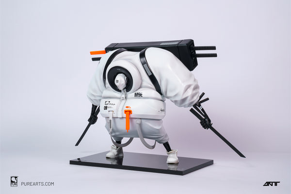 Master 9 Eyes: Phantom Panda 1/6 Resin Statue