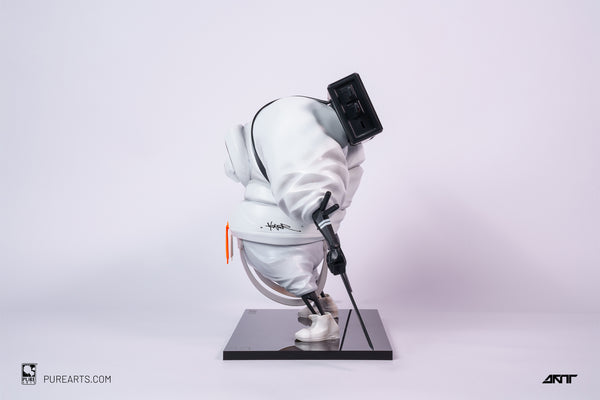 Master 9 Eyes: Phantom Panda 1/6 Resin Statue