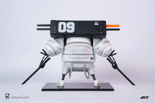 Master 9 Eyes: Phantom Panda 1/6 Resin Statue