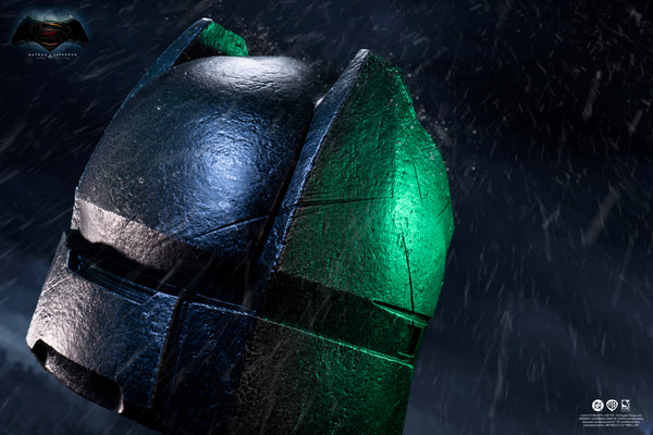 Batman v Superman: Dawn of Justice Armored Batman Helmet Replica Exclusive Edition