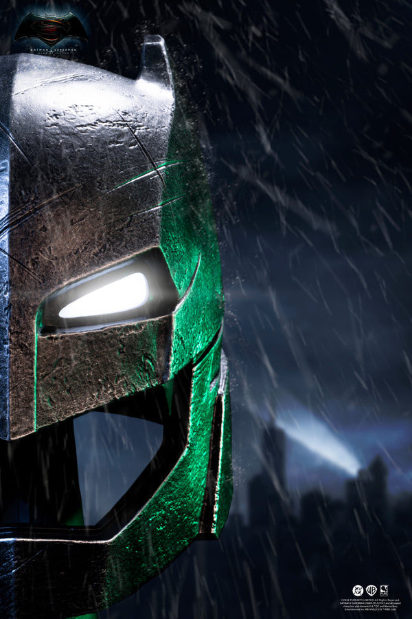 Batman v Superman: Dawn of Justice Armored Batman Helmet Replica Exclusive Edition