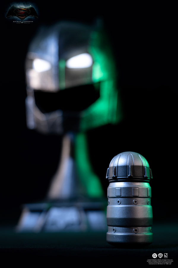 Batman v Superman: Dawn of Justice Armored Batman Helmet Replica Exclusive Edition