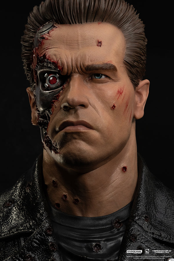Terminator 2 T-800 Model 101 Battle Damaged Art Mask Exclusive Edition
