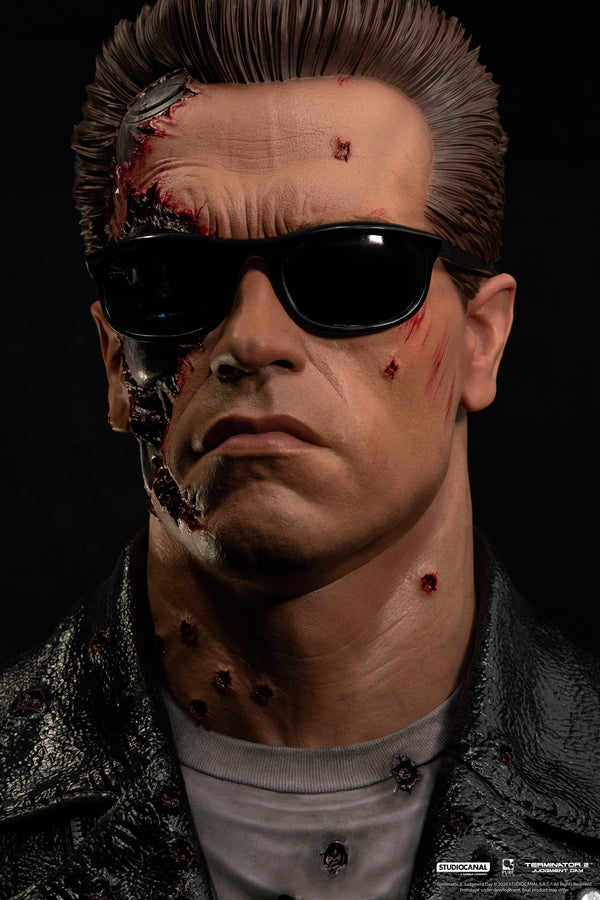 Terminator 2 T-800 Model 101 Battle Damaged Art Mask Exclusive Edition