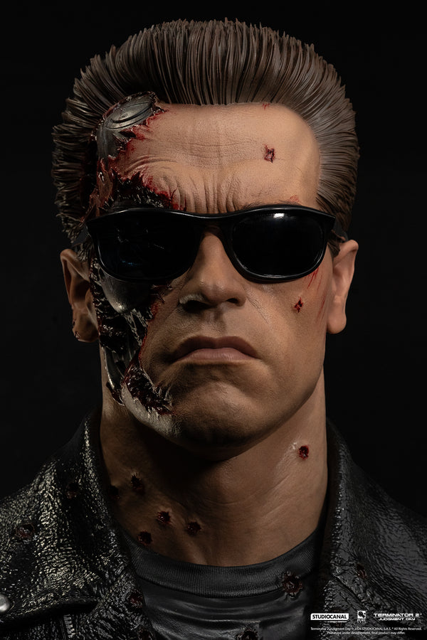 Terminator 2 T-800 Model 101 Battle Damaged Art Mask Exclusive Edition