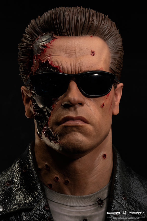 Terminator 2 T-800 Model 101 Battle Damaged Art Mask Exclusive Edition