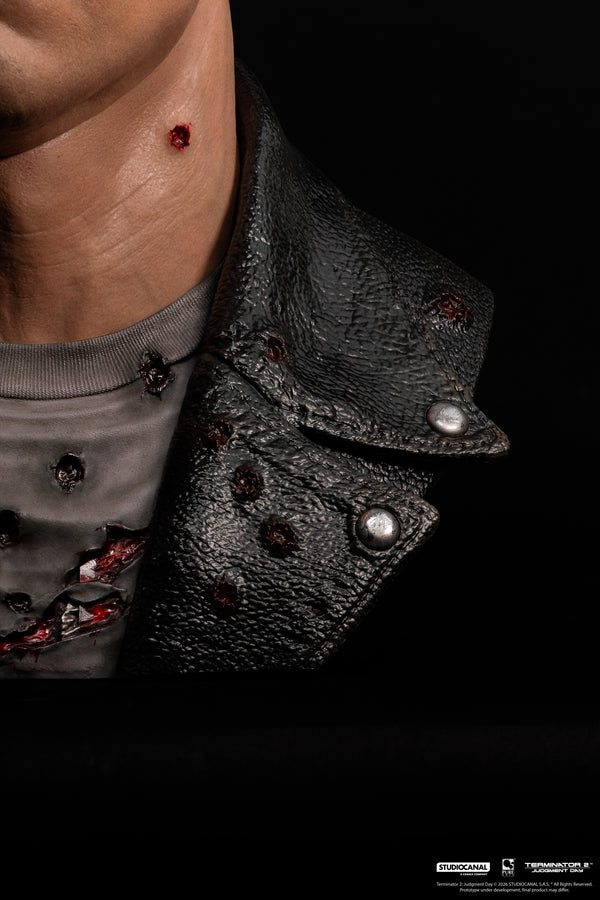 Terminator 2 T-800 Model 101 Battle Damaged Art Mask Exclusive Edition