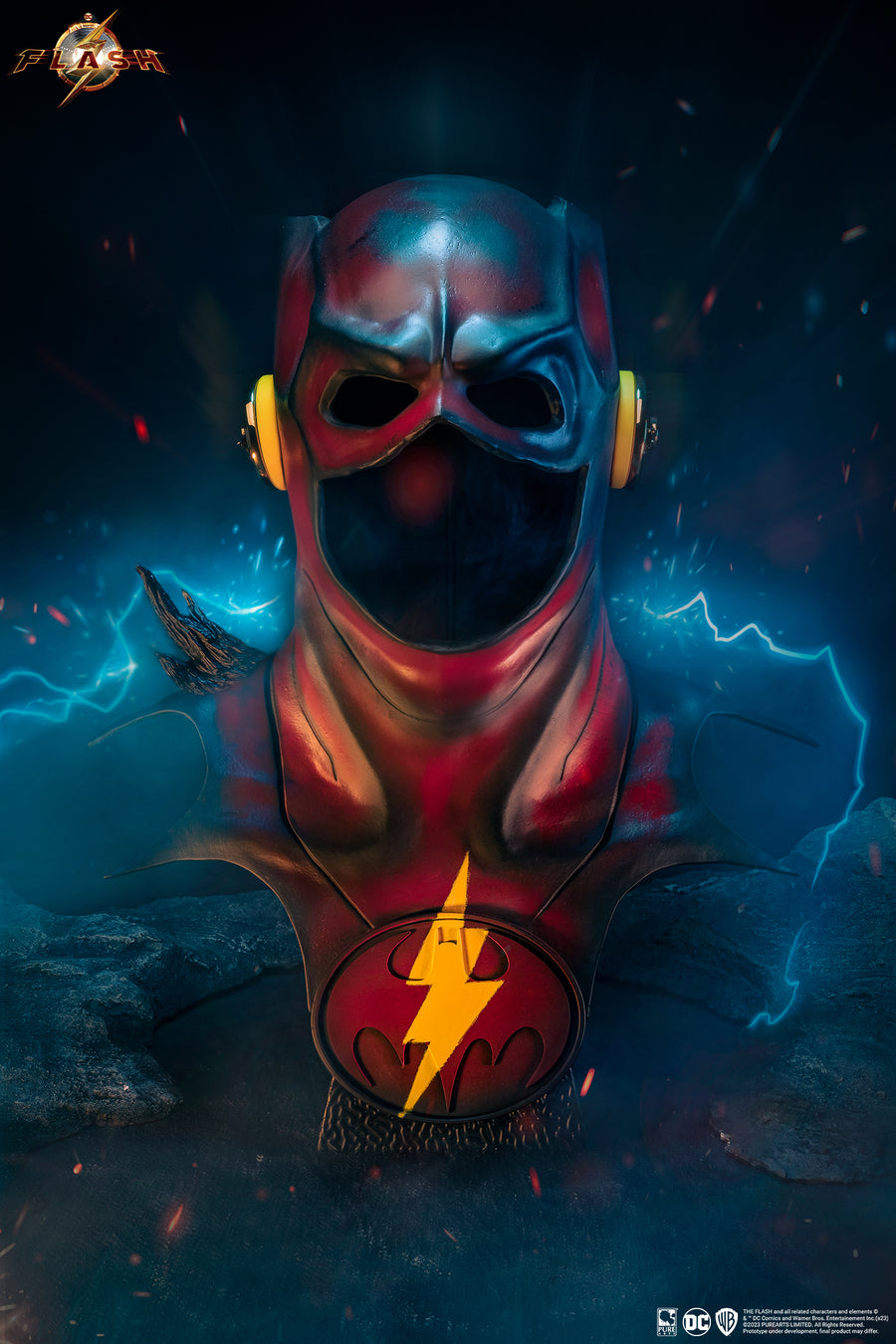The Flash Young Barry Cowl Replica a l'échelle 1:1 édition exclusive