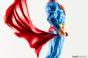 DC Heroes Superman Classic PX Statue en PVC à l'échelle 1/8
