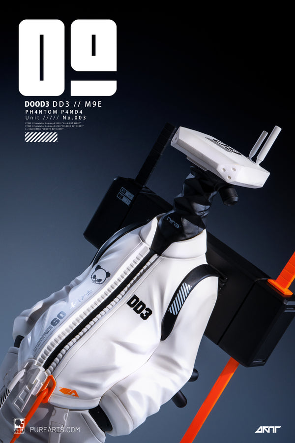 DOODE DD3 Phantom Panda 1/6 Scale Figure