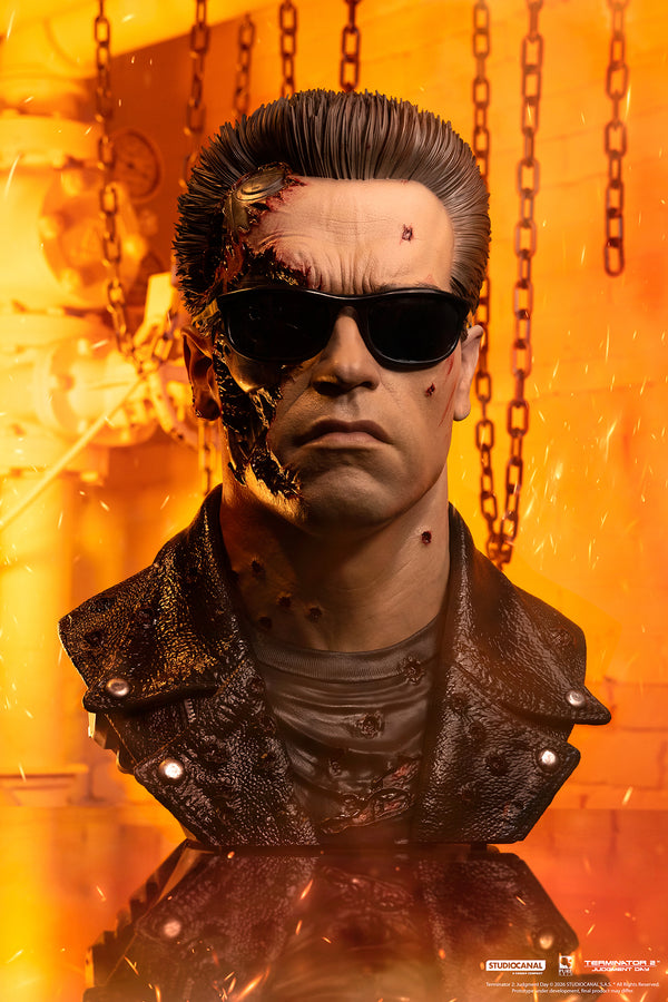 Terminator 2 T-800 Model 101 Battle Damaged Art Mask Exclusive Edition