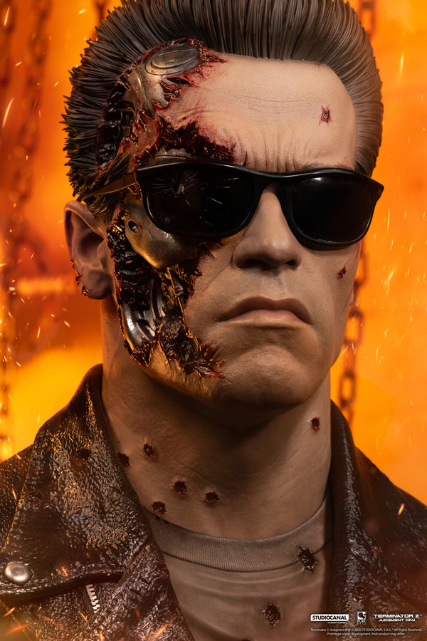 Terminator 2 T-800 Model 101 Battle Damaged Art Mask Exclusive Edition