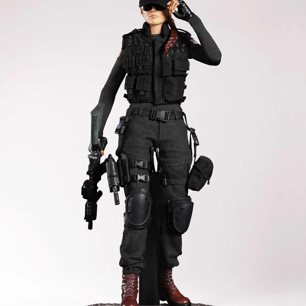 Six Siege: Ash 1/6 Articulated Figure – PureArts