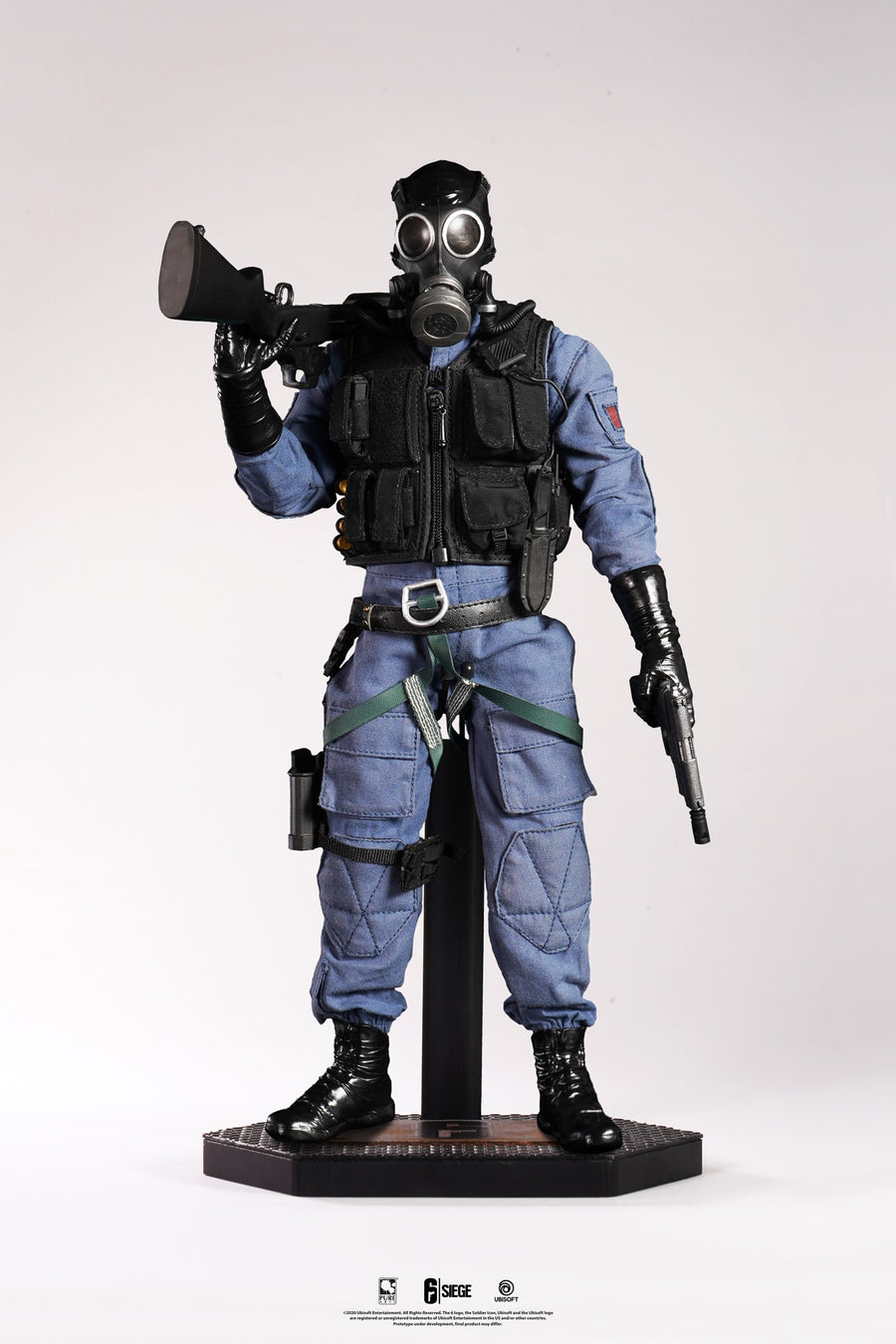 Six Siege : Smoke Figurine Articulée 1/6